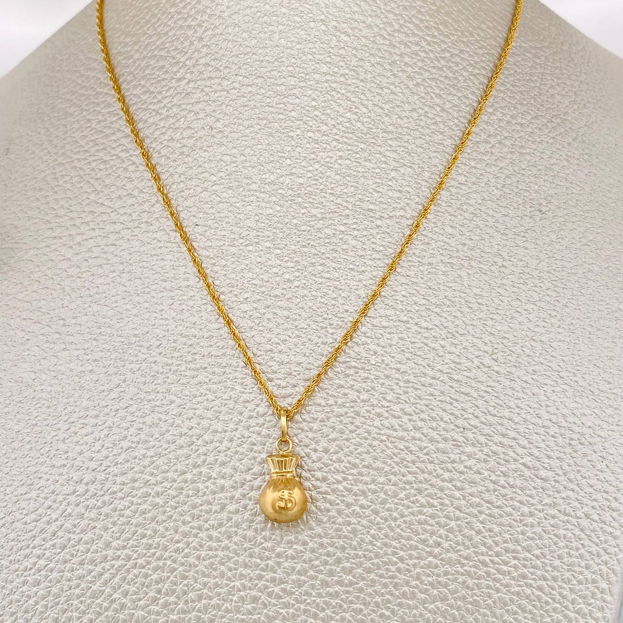 Set Rope Chain and Pendant + Money Bag 1.35gr / 17 3/4 in / 18K Yellow Gold $