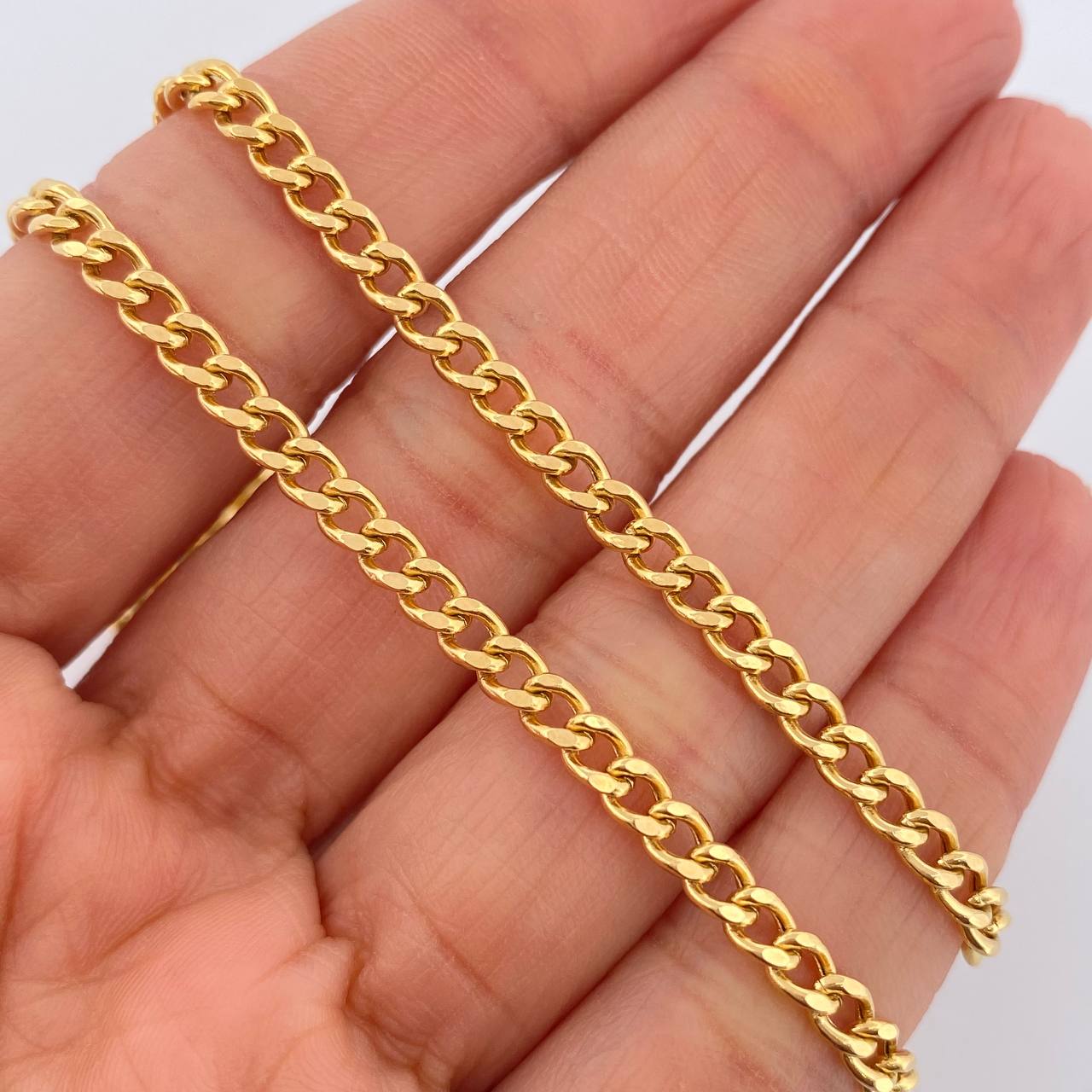 Cadena Cubana 12.45gr / 25 3/4 in / 3.7mm Oro Amarillo +1 18K %