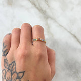 Anillo Ola Carril 1.25gr / T7 3/4 / Circones Multicolor Oro Amarillo 18K ©