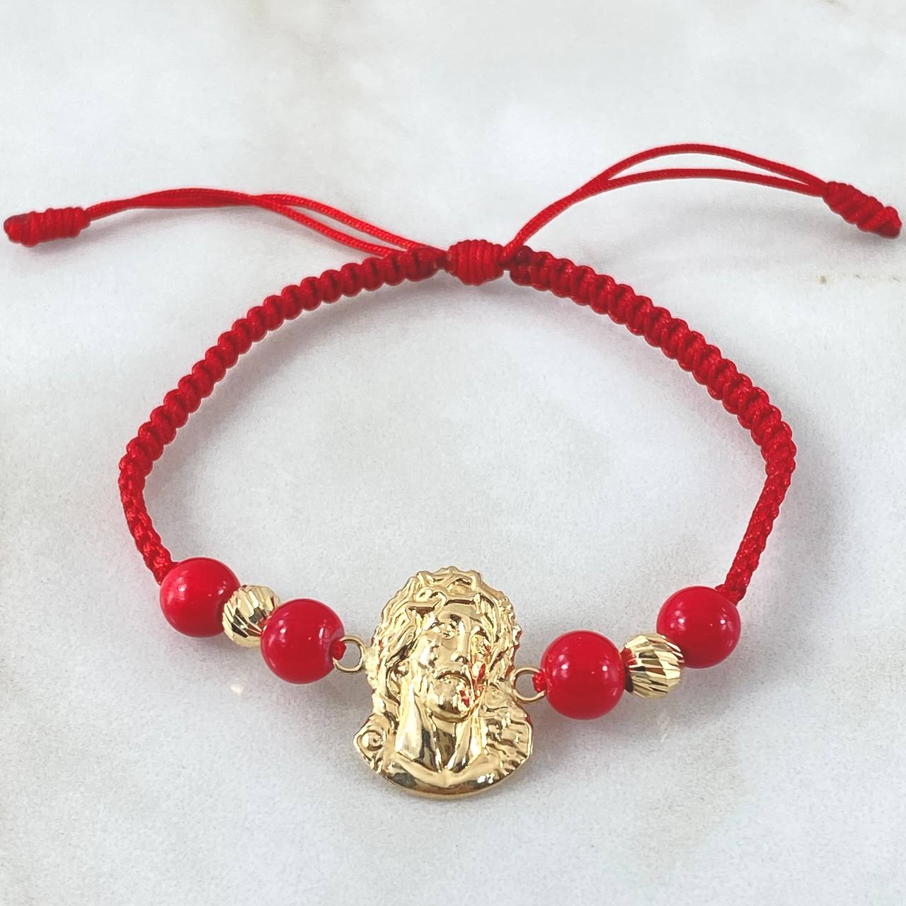 Pulsera Roja Herraje Rostro Jesus 1.45gr / 5mm Bolas Diamantadas 2und Oro Amarillo 18K