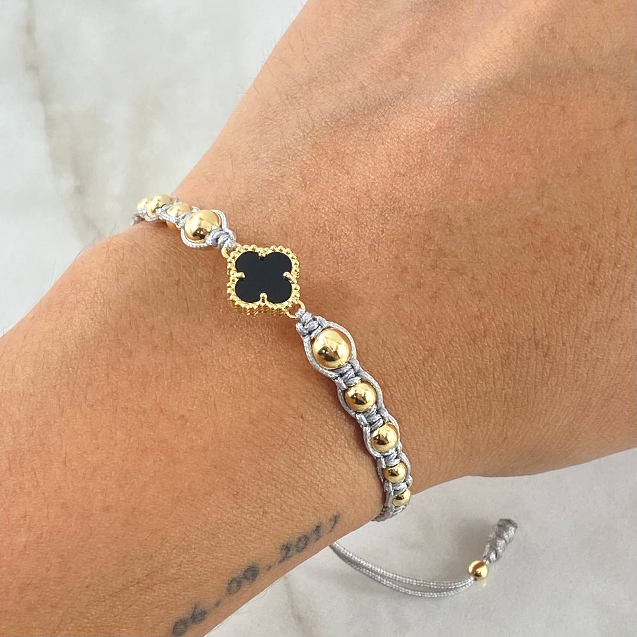 Pulsera Gris Herraje Flor Trebol 2.1gr / 3mm-4mm-5mm Bolas Lisas 12und Oro Amarillo 18K *