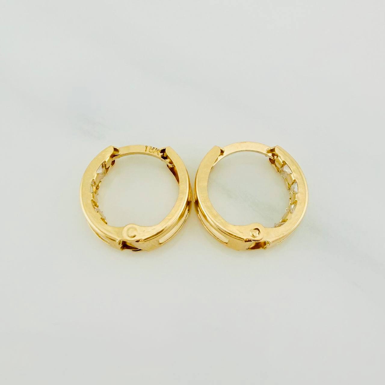 Hoop Earrings Carril 1.7g / 1/2 in / Yellow Gold 18K $
