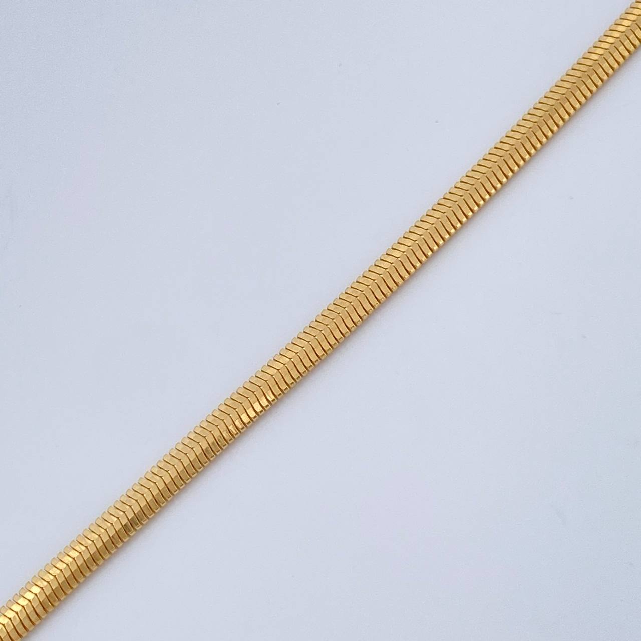 Pulso Serpiente 3.45gr / 7 3/4 in / 2.5mm Oro Amarillo +3 18K %