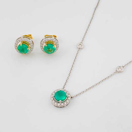 Set Chain Stud Earrings Circle Four Prongs Emerald 2.25pts Diamonds 77pts 6.65g / 18 in / 1mm Two Golds Yellow White 18K