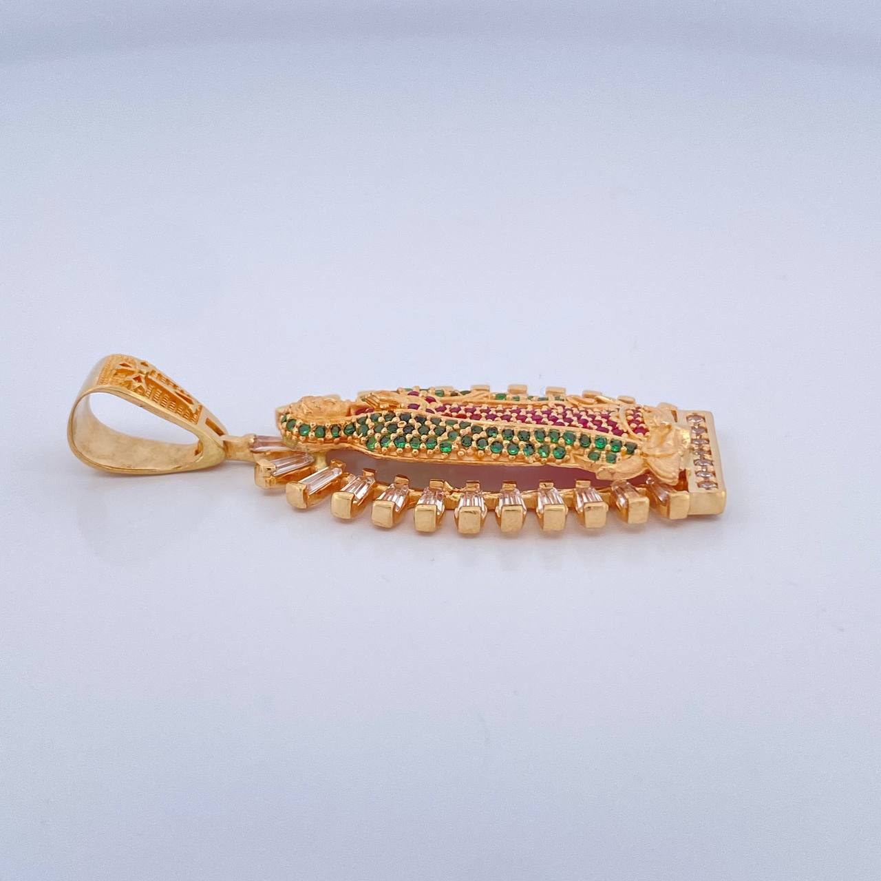 Dije Virgen De Guadalupe 11.2gr / 2 in / Oro Amarillo 18K $