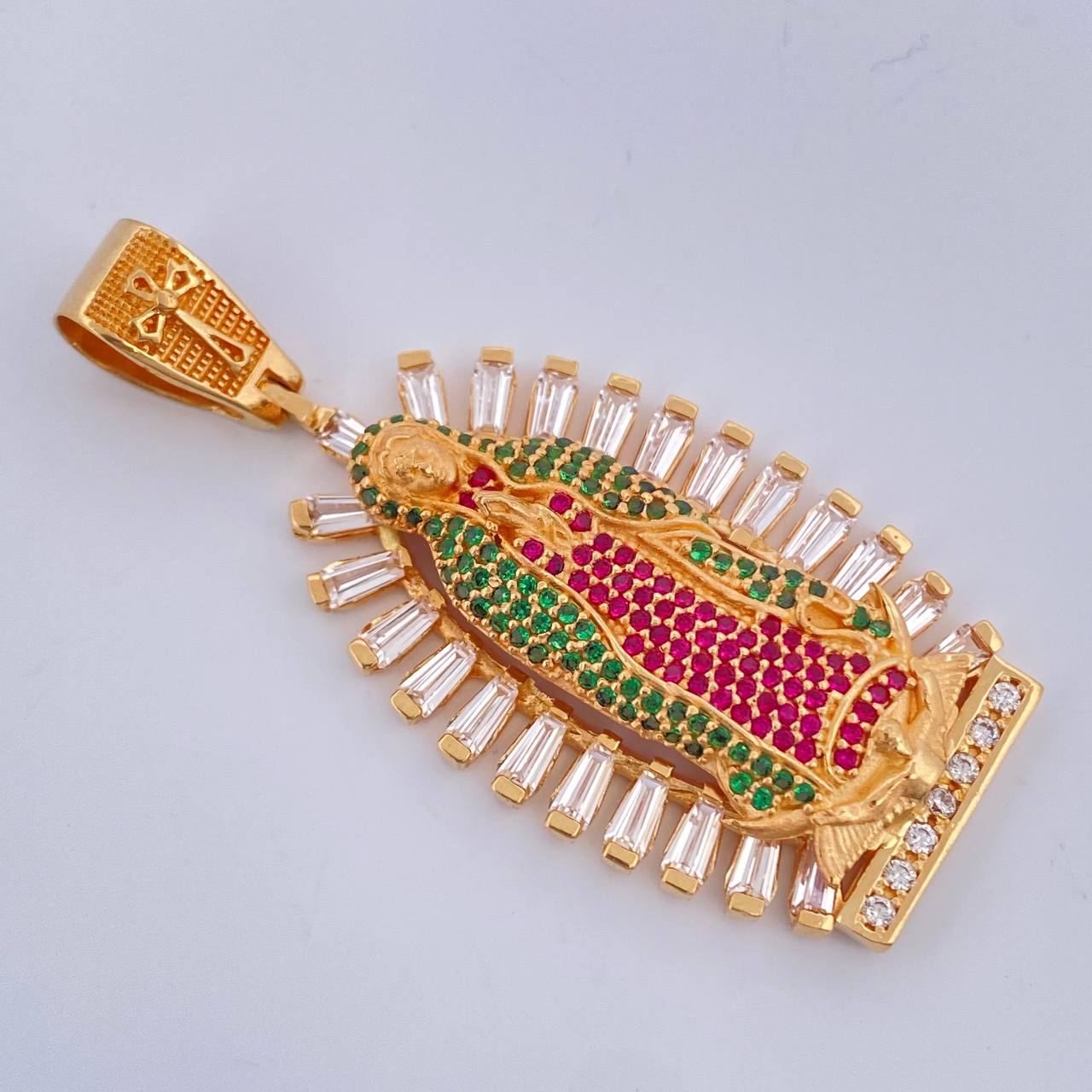 Dije Virgen De Guadalupe 11.2gr / 2 in / Oro Amarillo 18K $