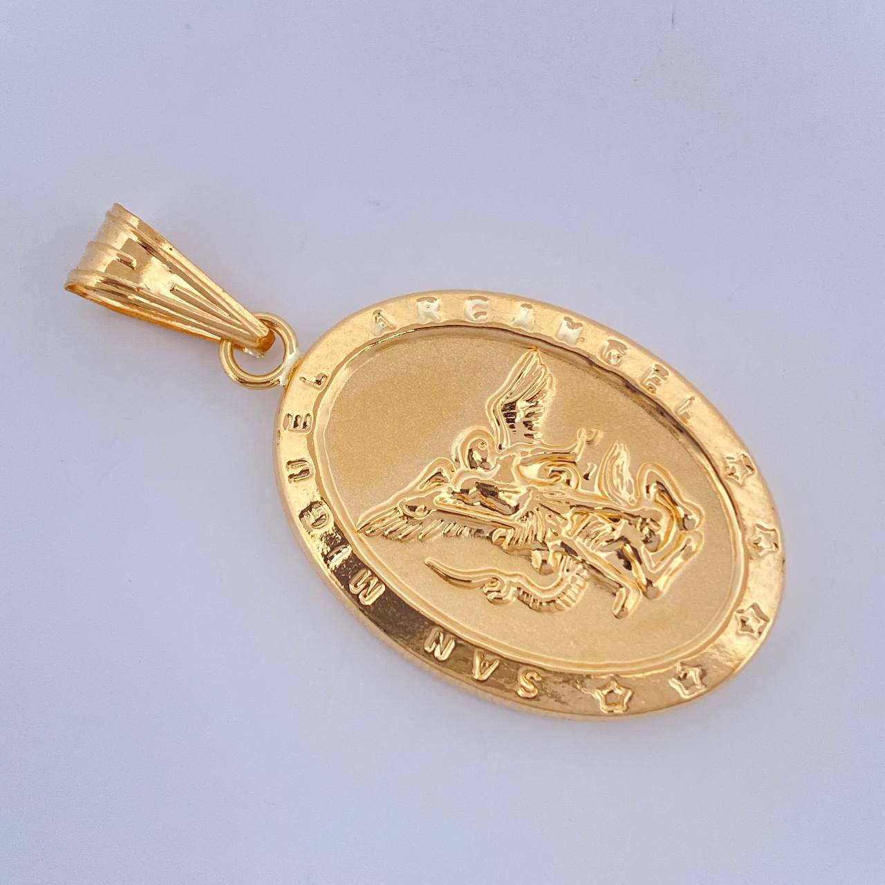 Dije San Miguel 3.65gr / 1 3/4 in / Oro Amarillo 18K $