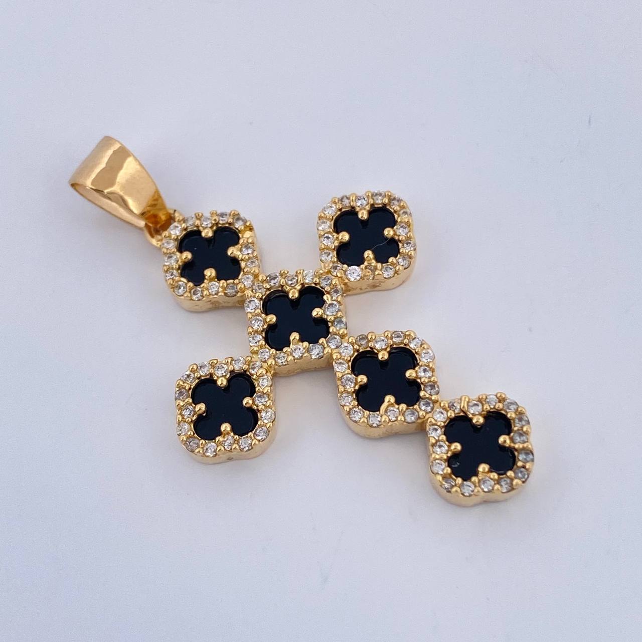Dije Cruz Trebol 7.55gr / 1 3/4 in / Oro Amarillo Nac.Esp. 18K $