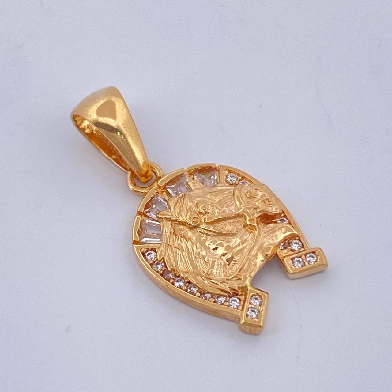 Dije Herradura Caballo 2.45gr / 1 in / Oro Amarillo 18K $