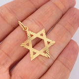 Dije Estrella De David 2.1gr / 1 1/4 in / Oro Amarillo 18K $