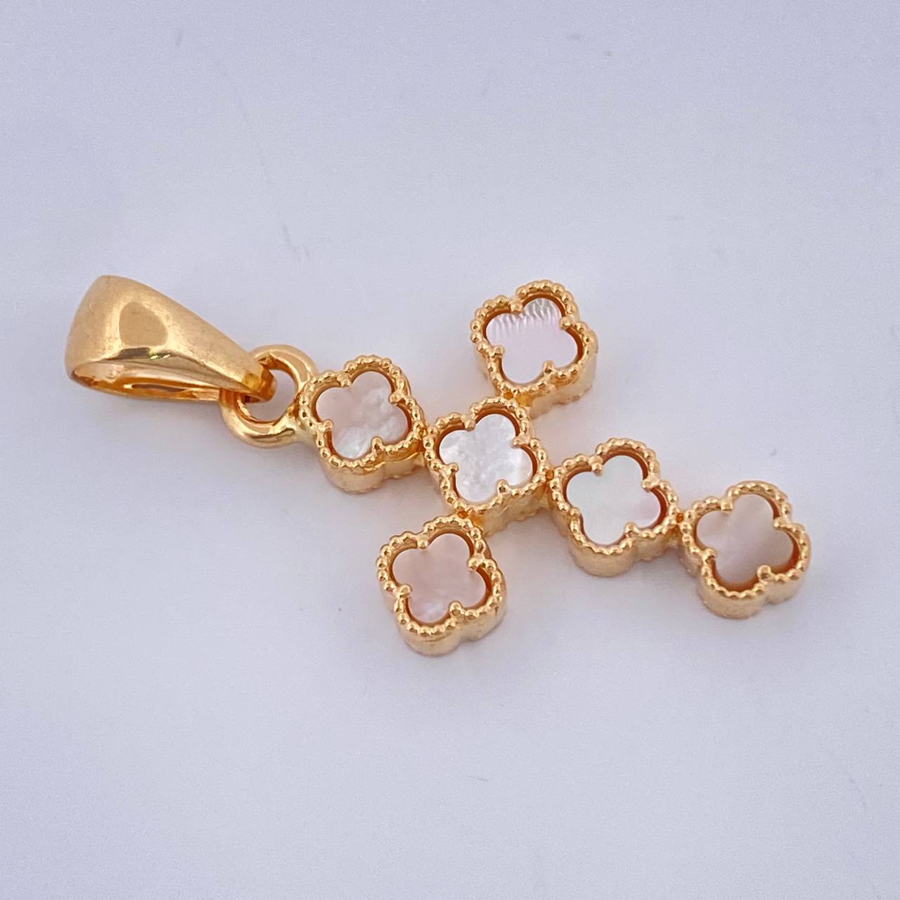 Dije Cruz Trebol 3.3gr / 1 1/4 in / Oro Amarillo Nac.Esp. 18K $
