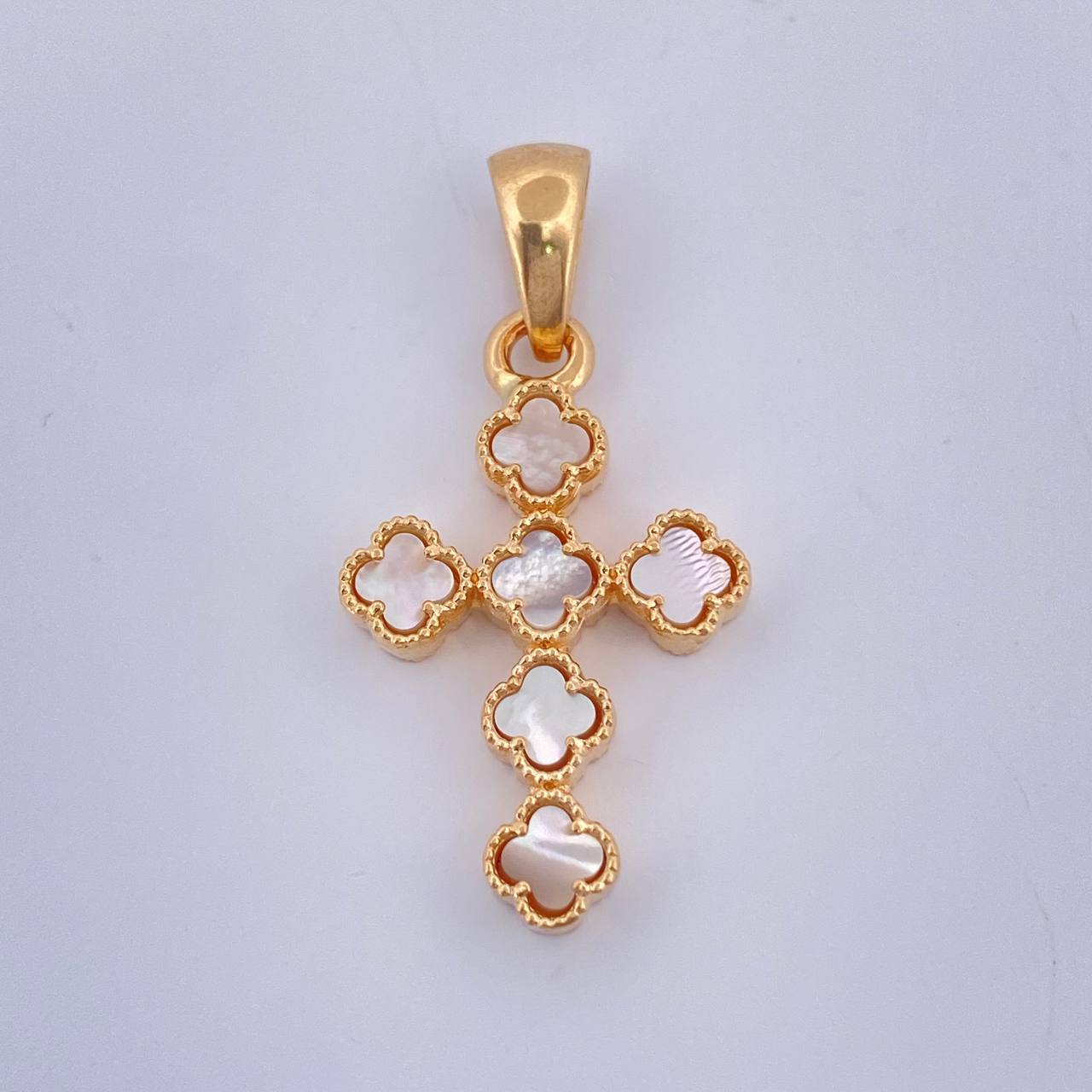 Dije Cruz Trebol 3.3gr / 1 1/4 in / Oro Amarillo Nac.Esp. 18K $