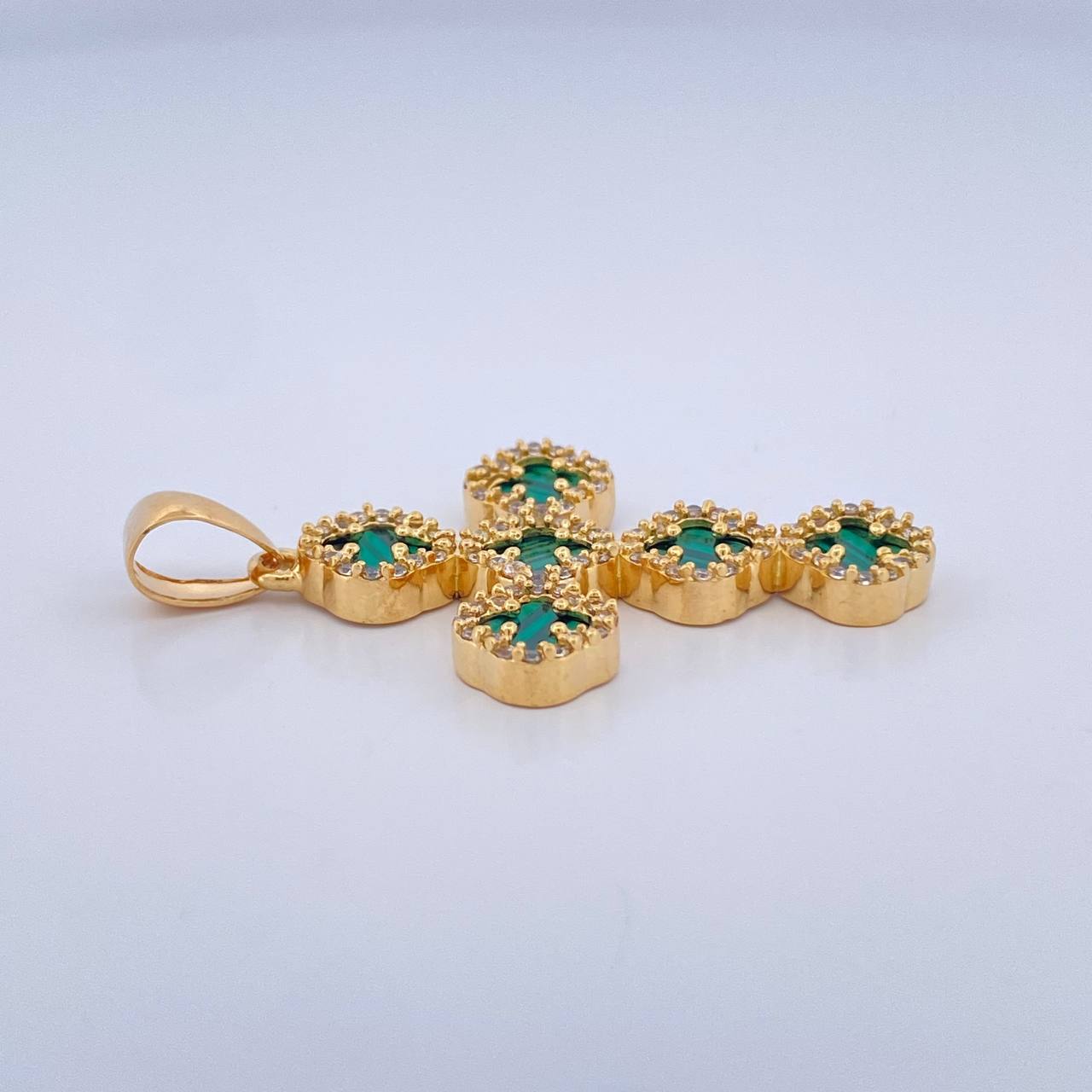 Dije Cruz Trebol 7.9gr / 1 3/4 in / Oro Amarillo Nac.Esp. 18K $