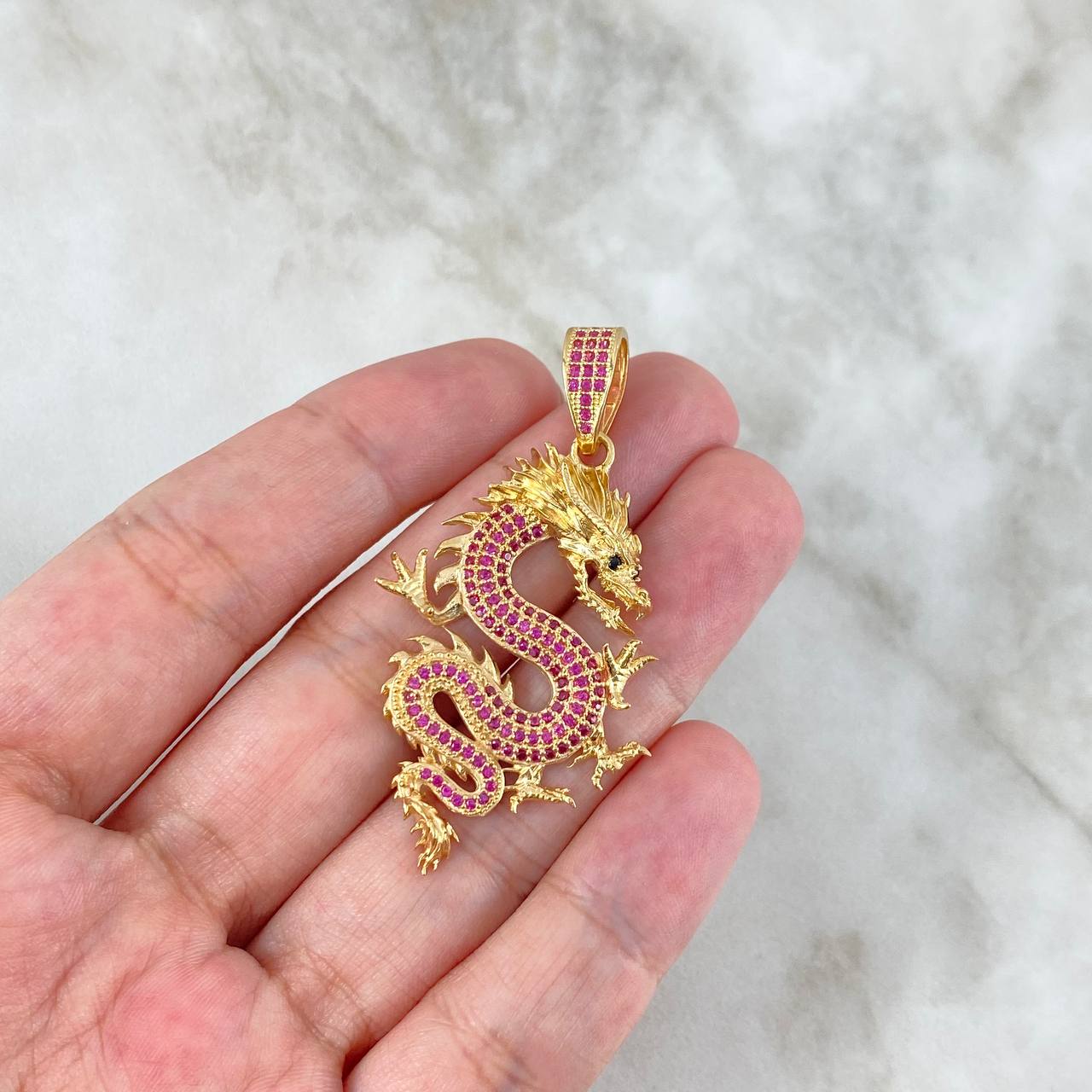 Pendant Dragon 8.6gr / 5.3cm / Fuchsia Zircons Yellow Gold