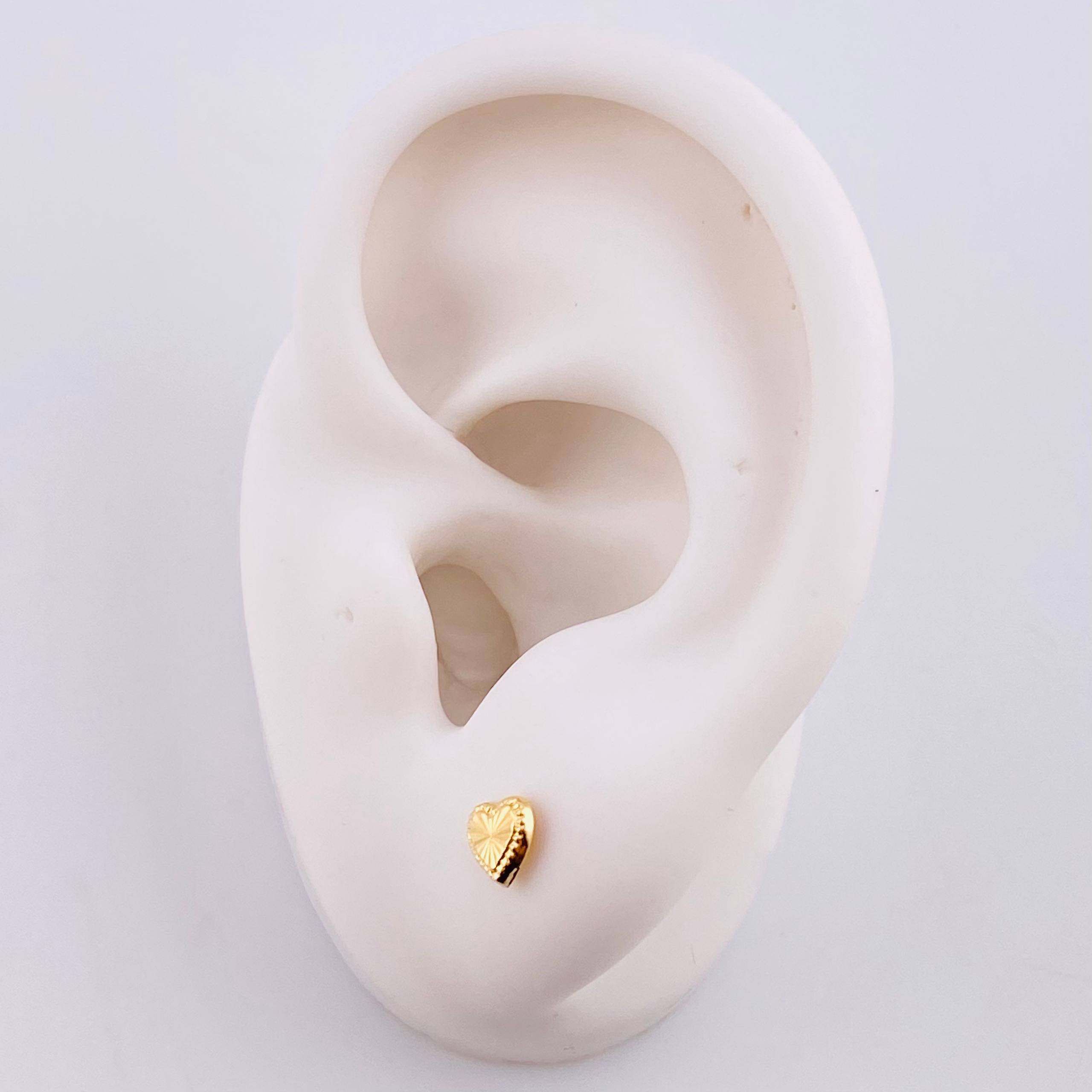 Diamond Cut Heart Stud Earrings 0.5g / in / 5mm Yellow Gold 18K