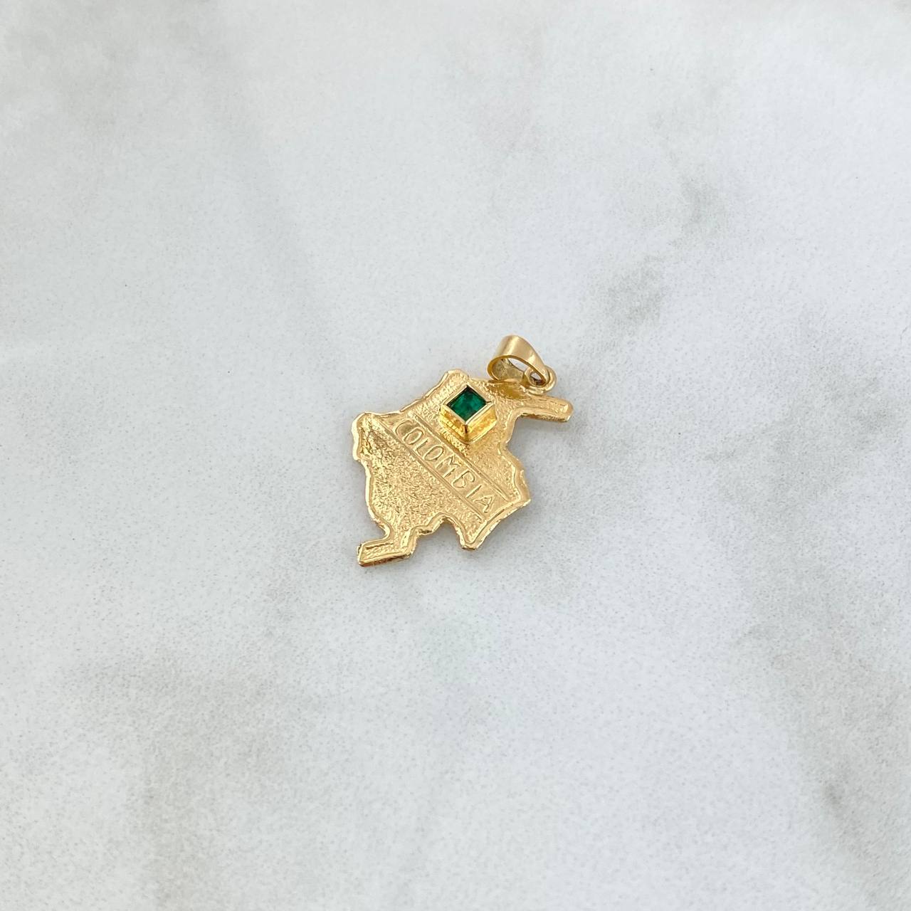 Pendant Map Colombia 1.05gr / 2.5cm / Emerald 20pts Yellow Gold 18K (Jewel) ©