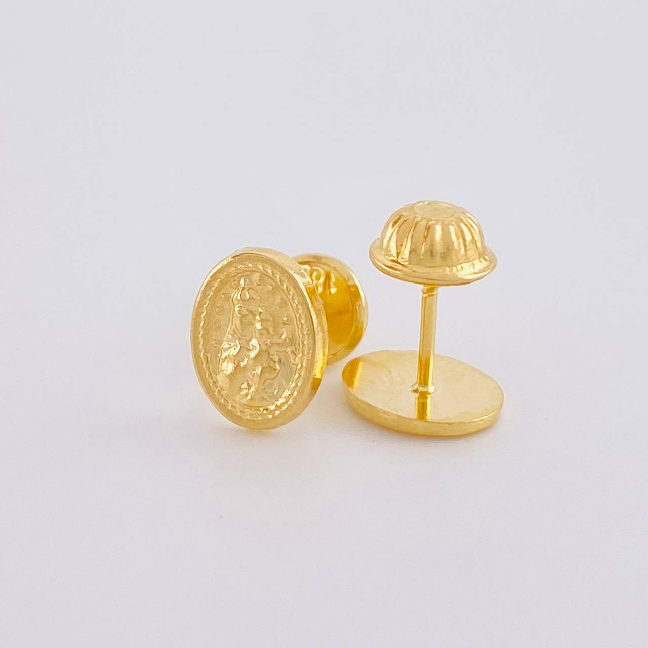 Stud Earrings Virgen del Carmen 0.7g / in / 6.6mm Yellow Gold 18K