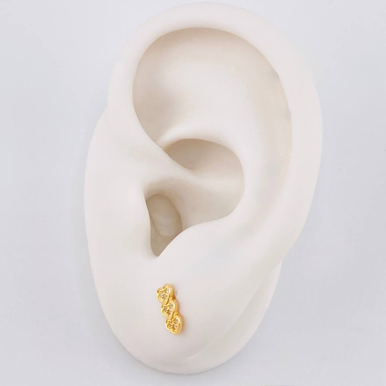 Stud Earrings Trio Hearts 0.8g / in / 6.5mm Yellow Gold 18K