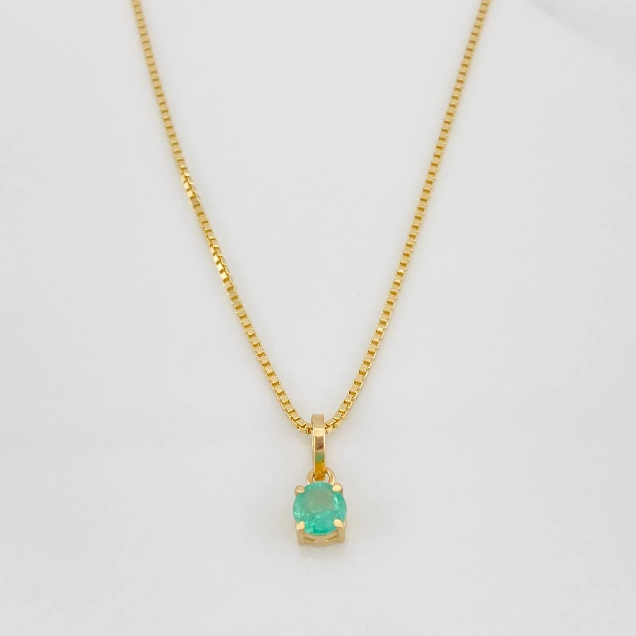 Set Cadena Franco + Dije Tambor Esmeralda 0.39 pts / 3.95g / 18 in Oro Amarillo 18K