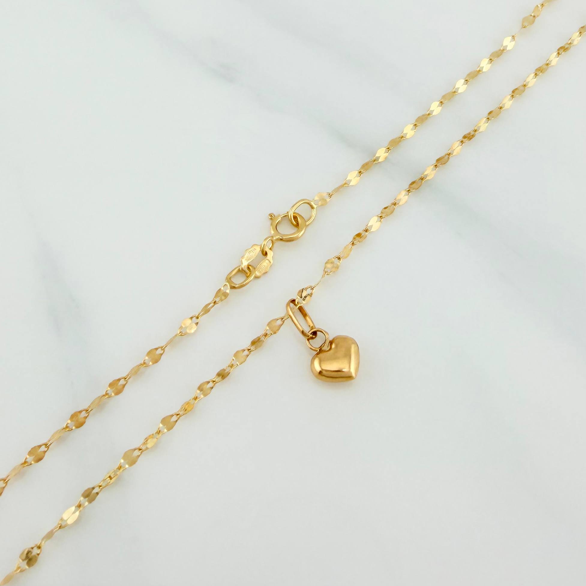 Set Mirror Flower Chain + Heart Pendant / 1.15gr / 17 3/4 in 18K Yellow Gold