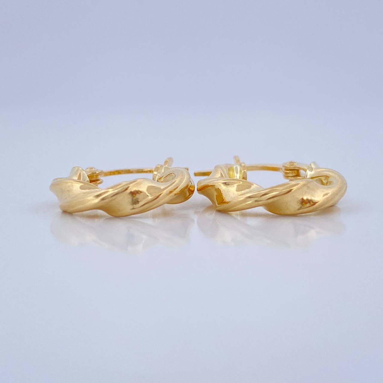 Candongas Asby 1.45gr / 3/4 in / Oro Amarillo 18K $