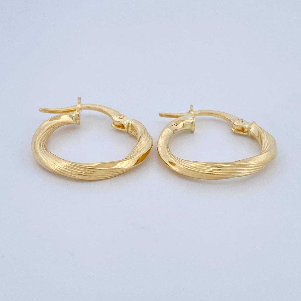 Hoop Earrings Mai 1.2gr / 3/4 in / Yellow Gold 18K $