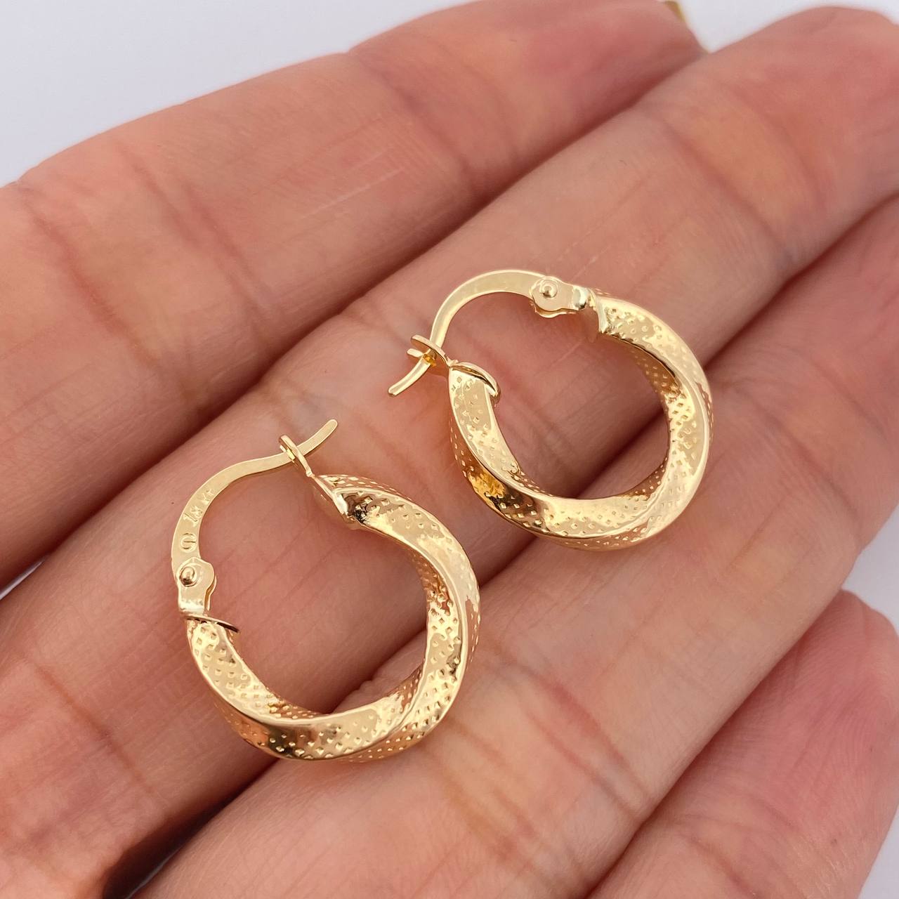 Candongas Yuli 1.8gr / 3/4 in / Oro Amarillo 18K $