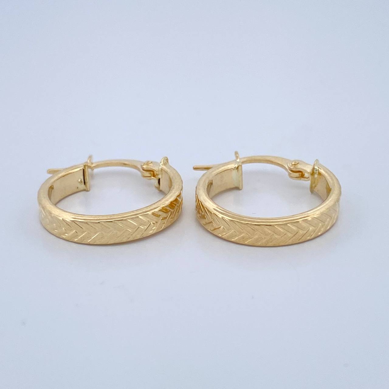 Candongas Kuki 1.45gr / 3/4 in / Oro Amarillo 18K $