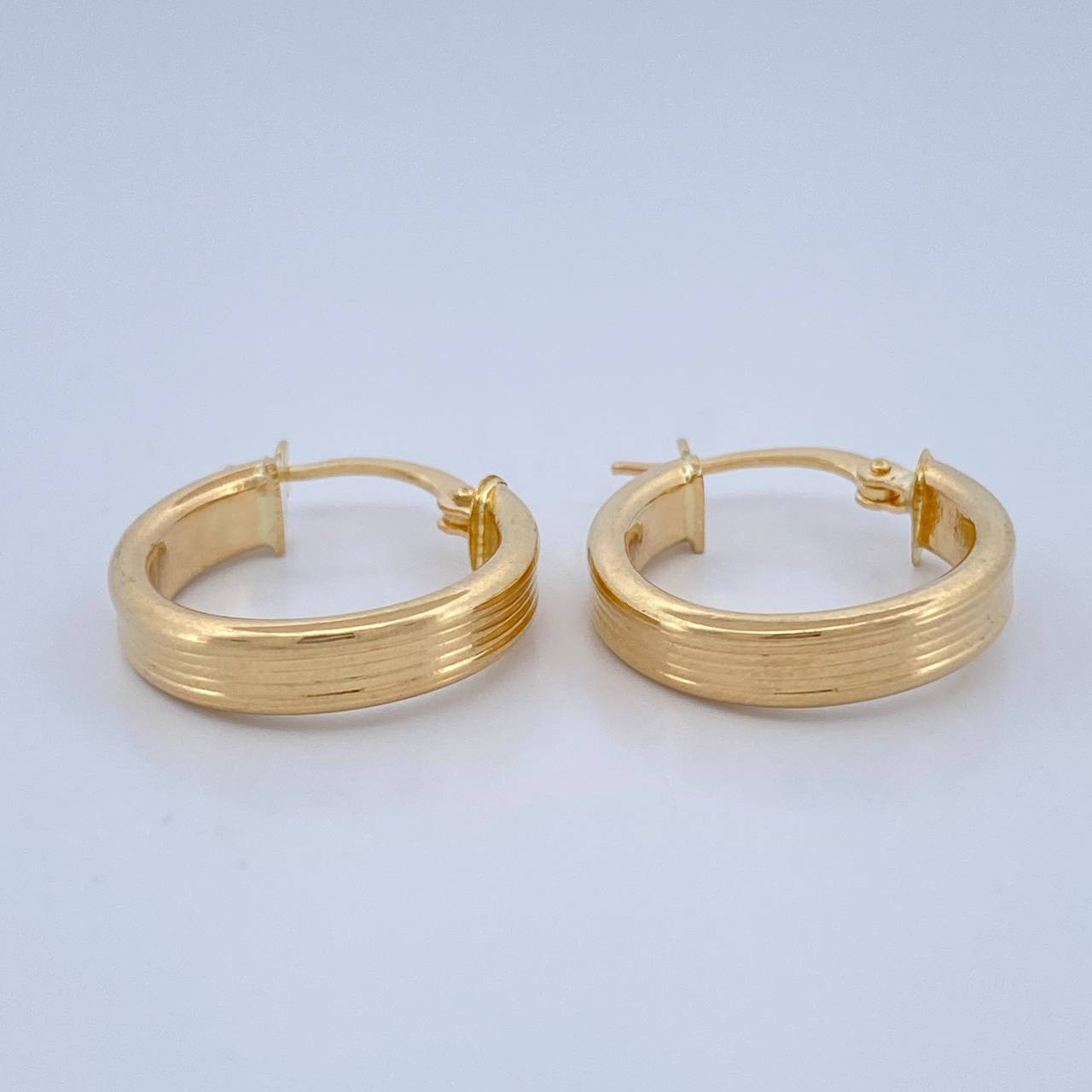 Candongas Andy 2.2gr / 3/4 in / Oro Amarillo 18K $