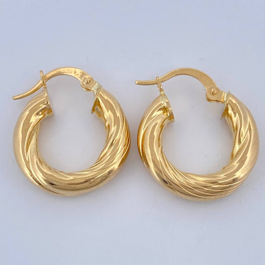 Candongas Bouclé 2.65gr / 3/4 in / Oro Amarillo 18K $
