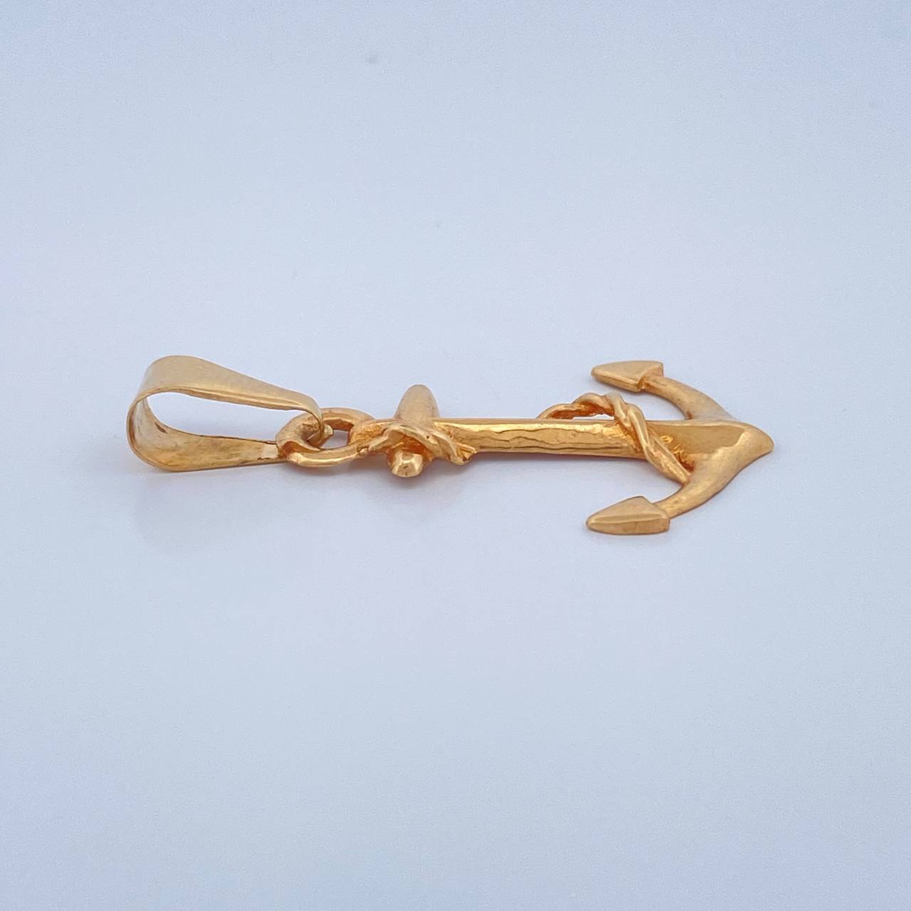 Dije Ancla Cadena 1.4gr / 1 1/4 in / Oro Amarillo 18K $