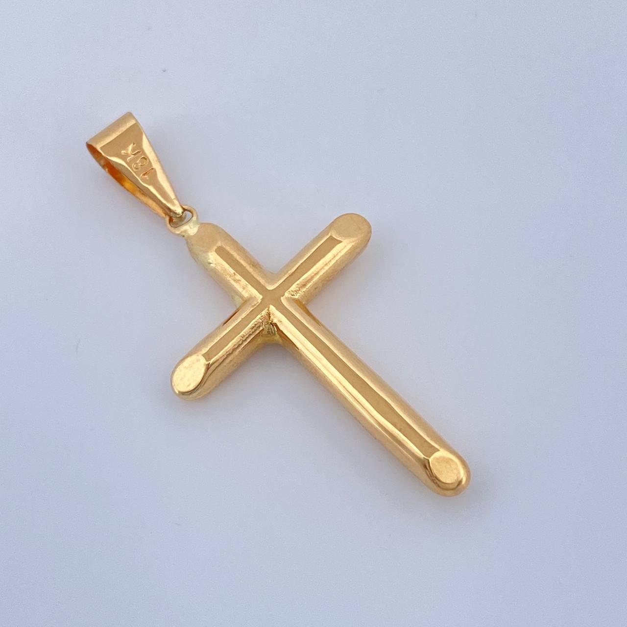 Dije Cruz 1.6gr / 1 3/4 in / Oro Amarillo 18K $