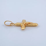 Dije Cruz Cristo 0.45gr / 3/4 in / Oro Amarillo 18K $