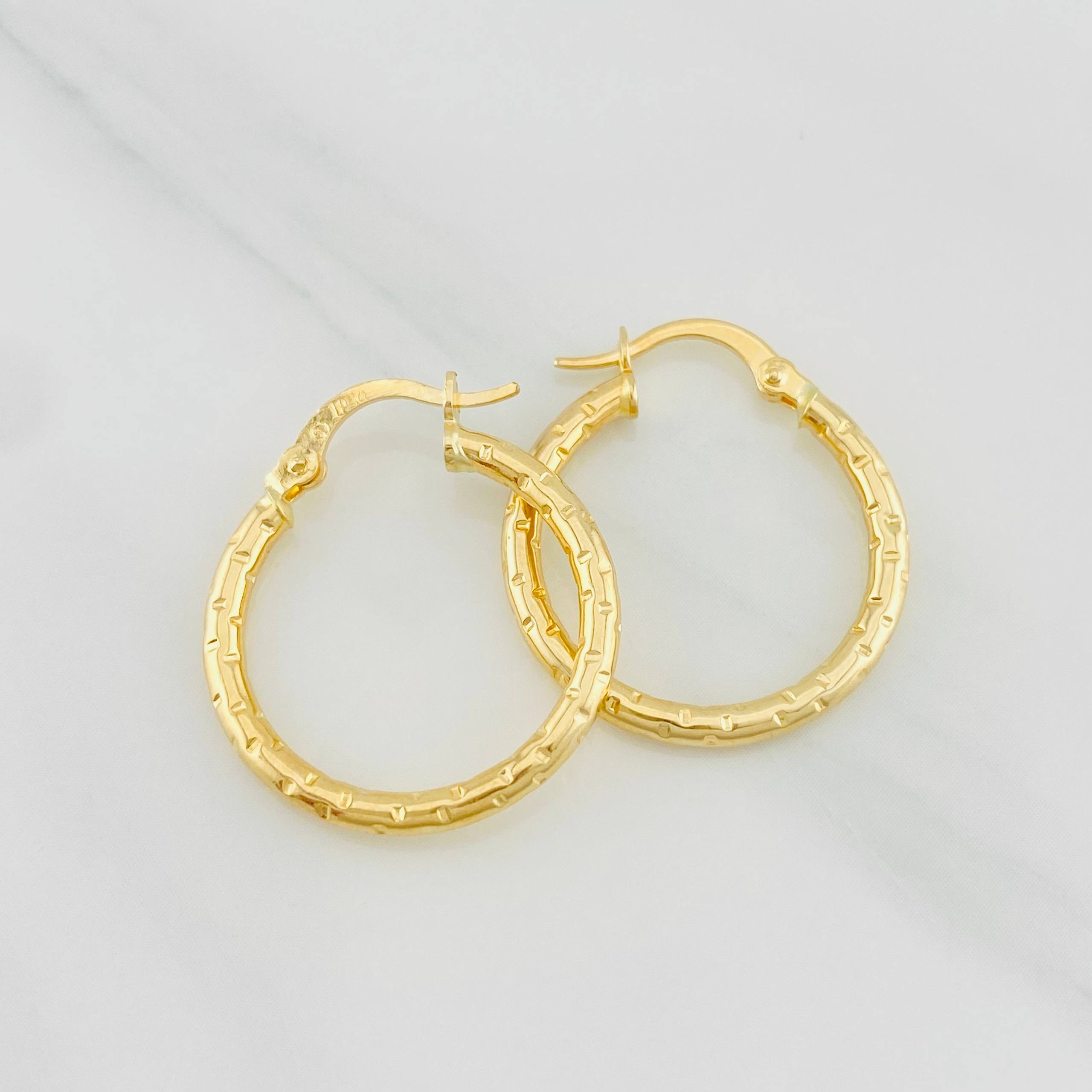Candongas Maribel 1.55g / 1 in Oro Amarillo 18K