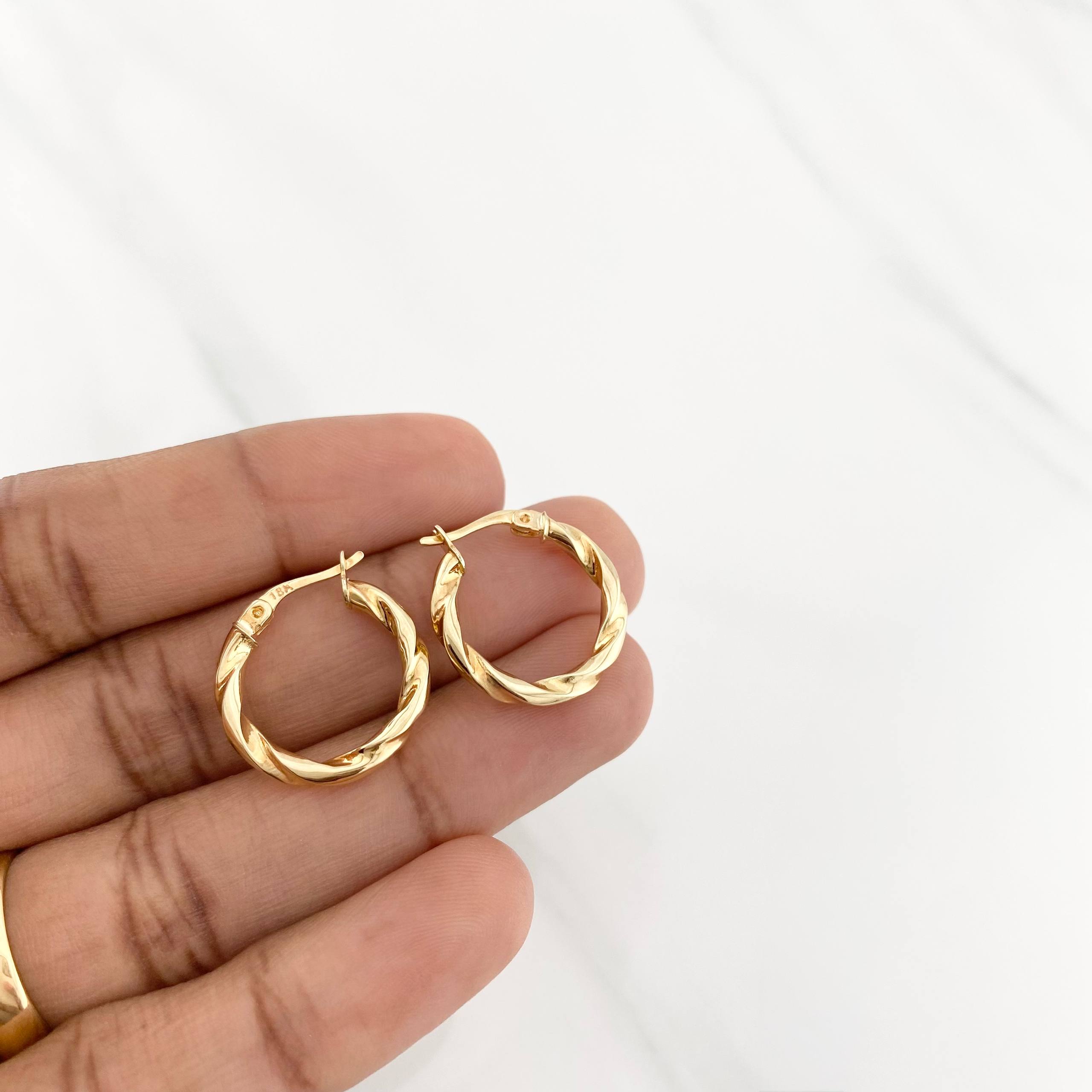 Candongas Derek 1.8g / 3/4 in Oro Amarillo 18K