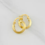 Candongas Ciri Rayadas 1.2g / 1/2 in Oro Amarillo 18K