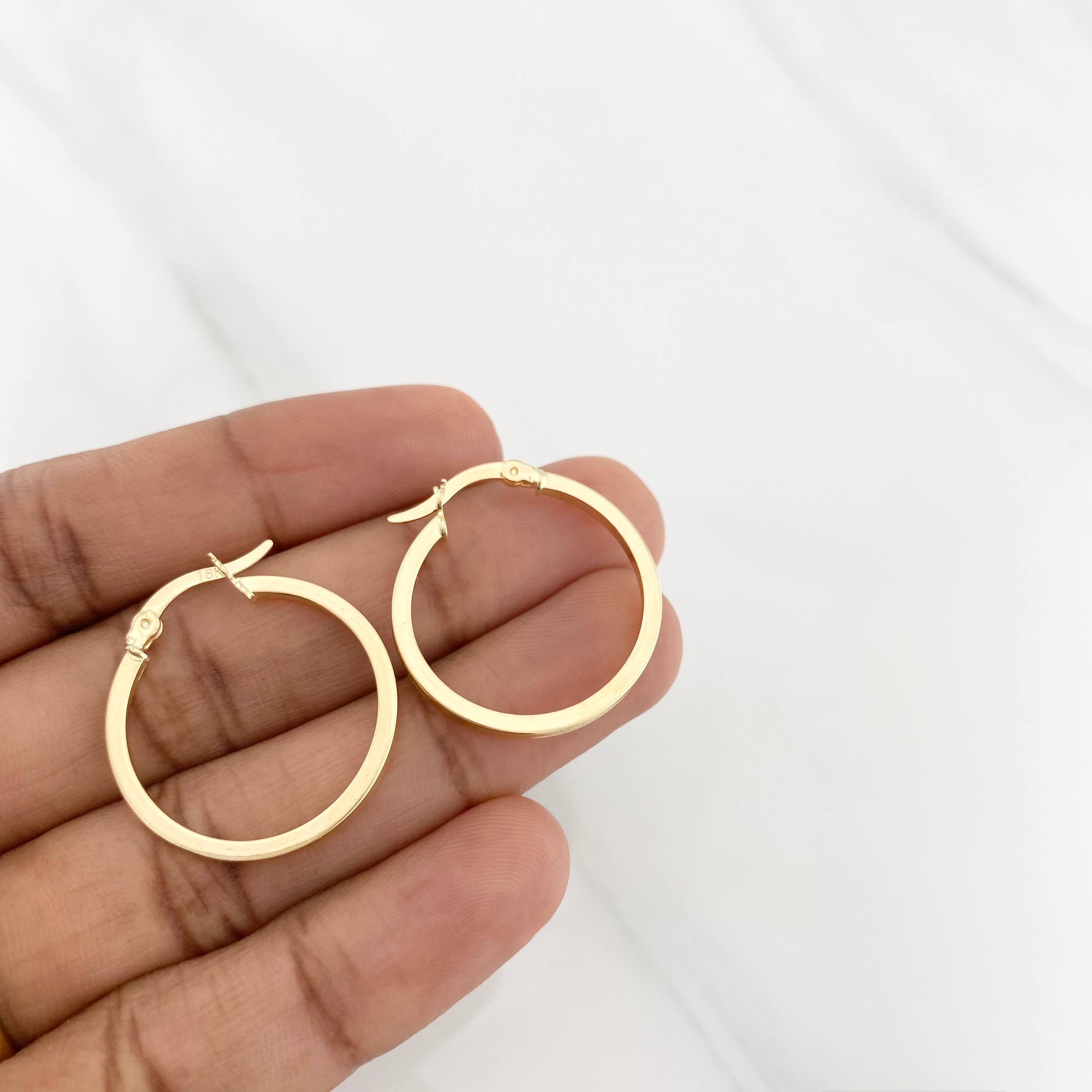 Candongas Miku 2.3g / 1 in Oro Amarillo 18K