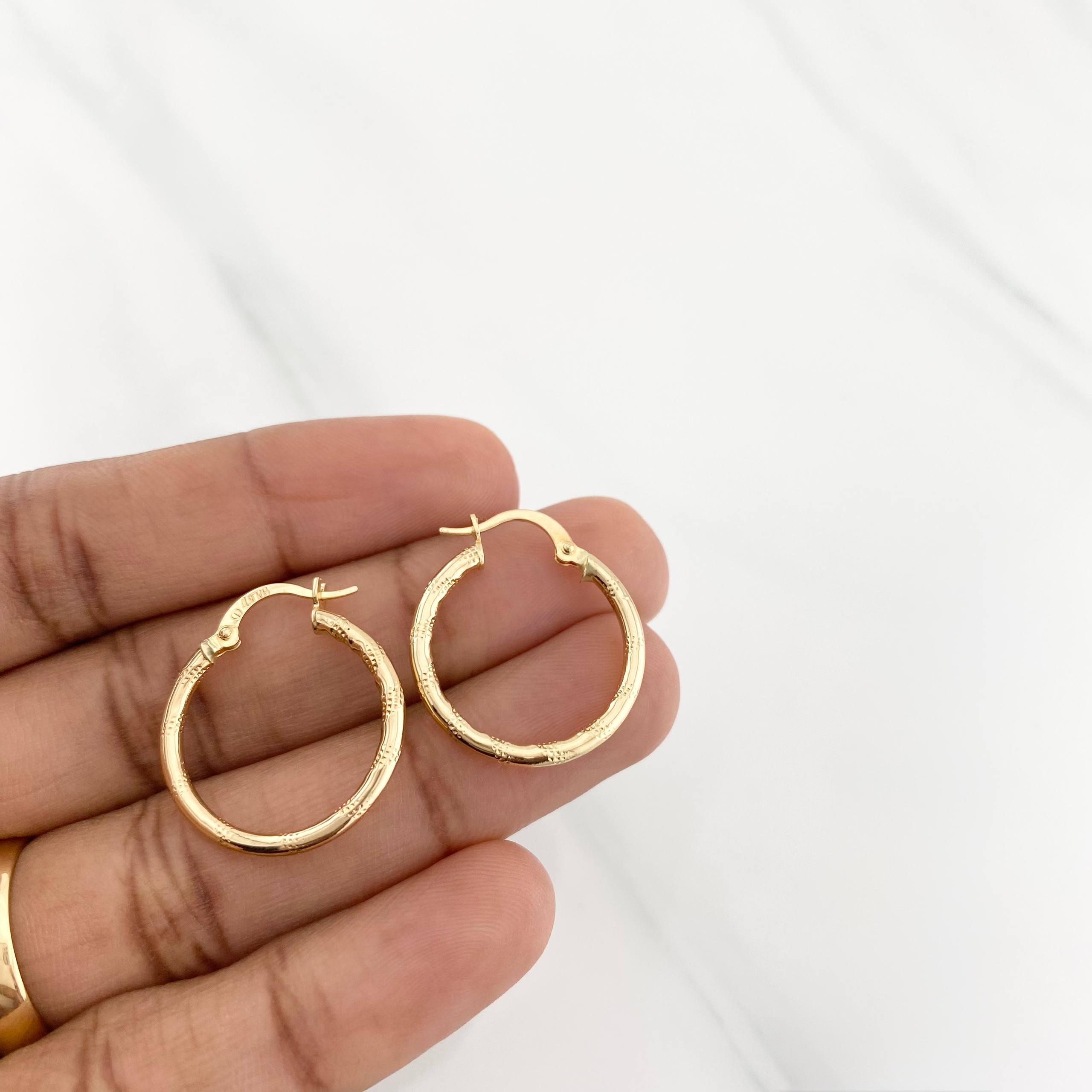 Candongas Melsi 1.5g / 1 in Oro Amarillo 18K