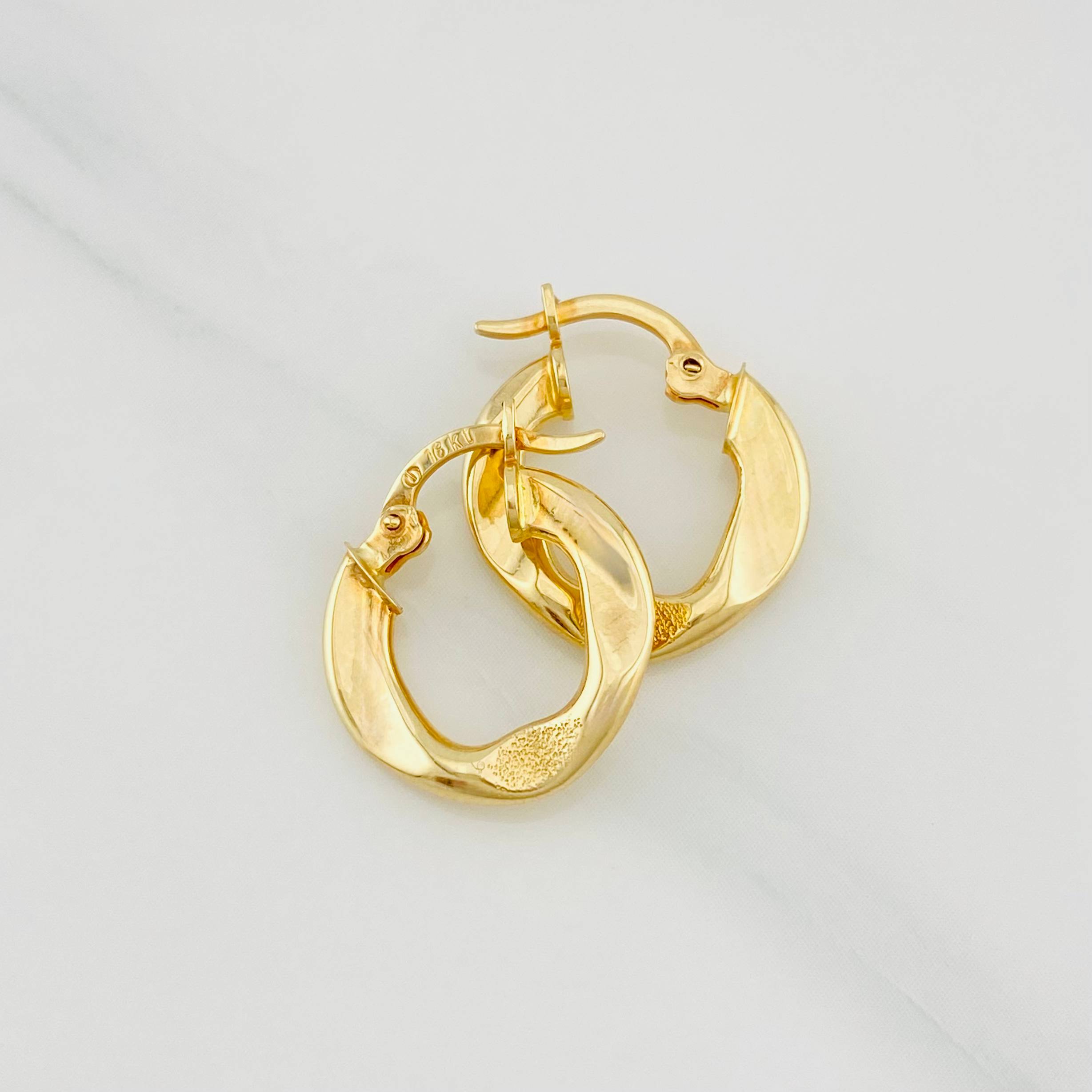 Candongas Triana 1.55g / 3/4 in Oro Amarillo 18K