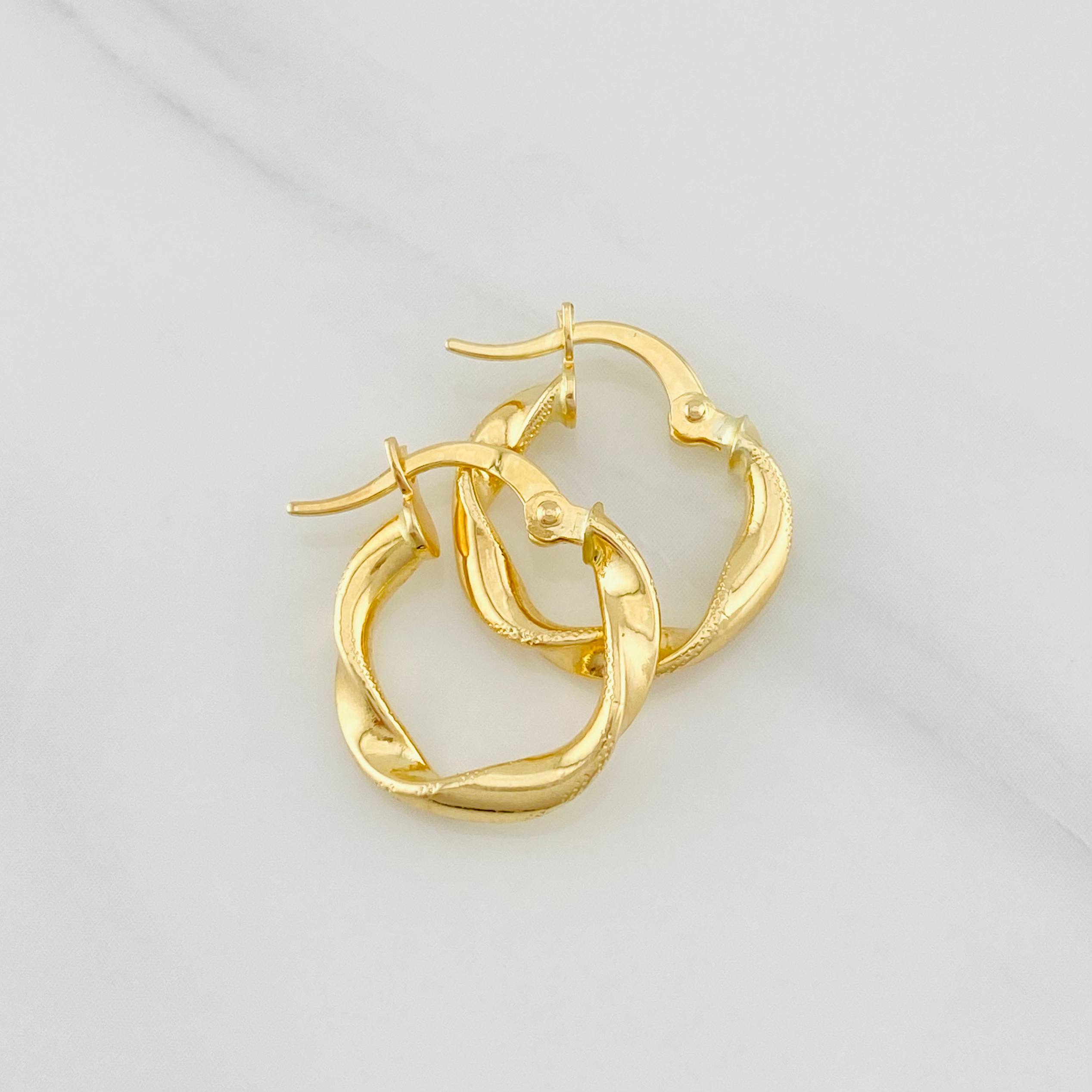 Candongas Asby 1.3g / 3/4 in Oro Amarillo 18K