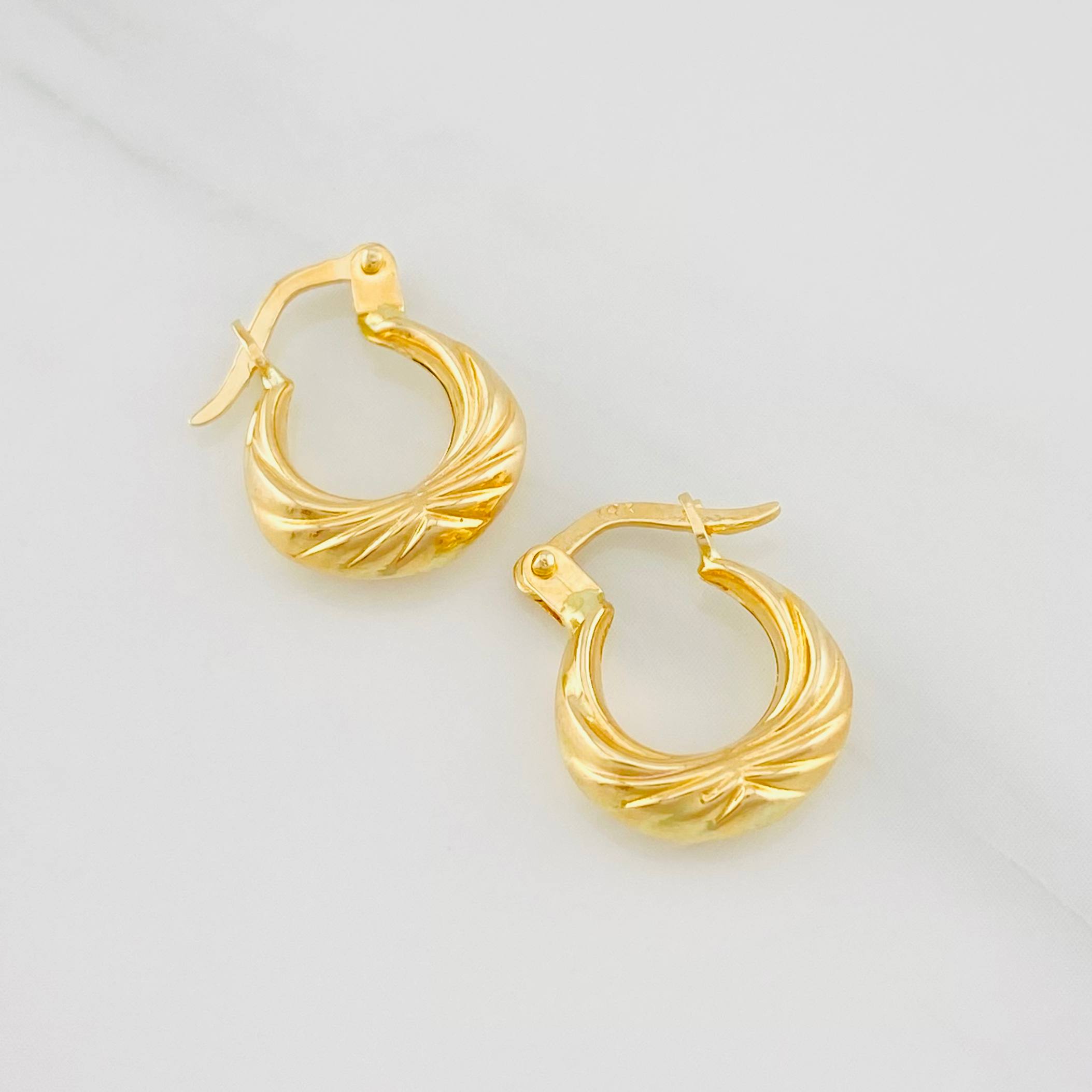 Candongas Bolso 1.2g / 1/2 in Oro Amarillo 18K