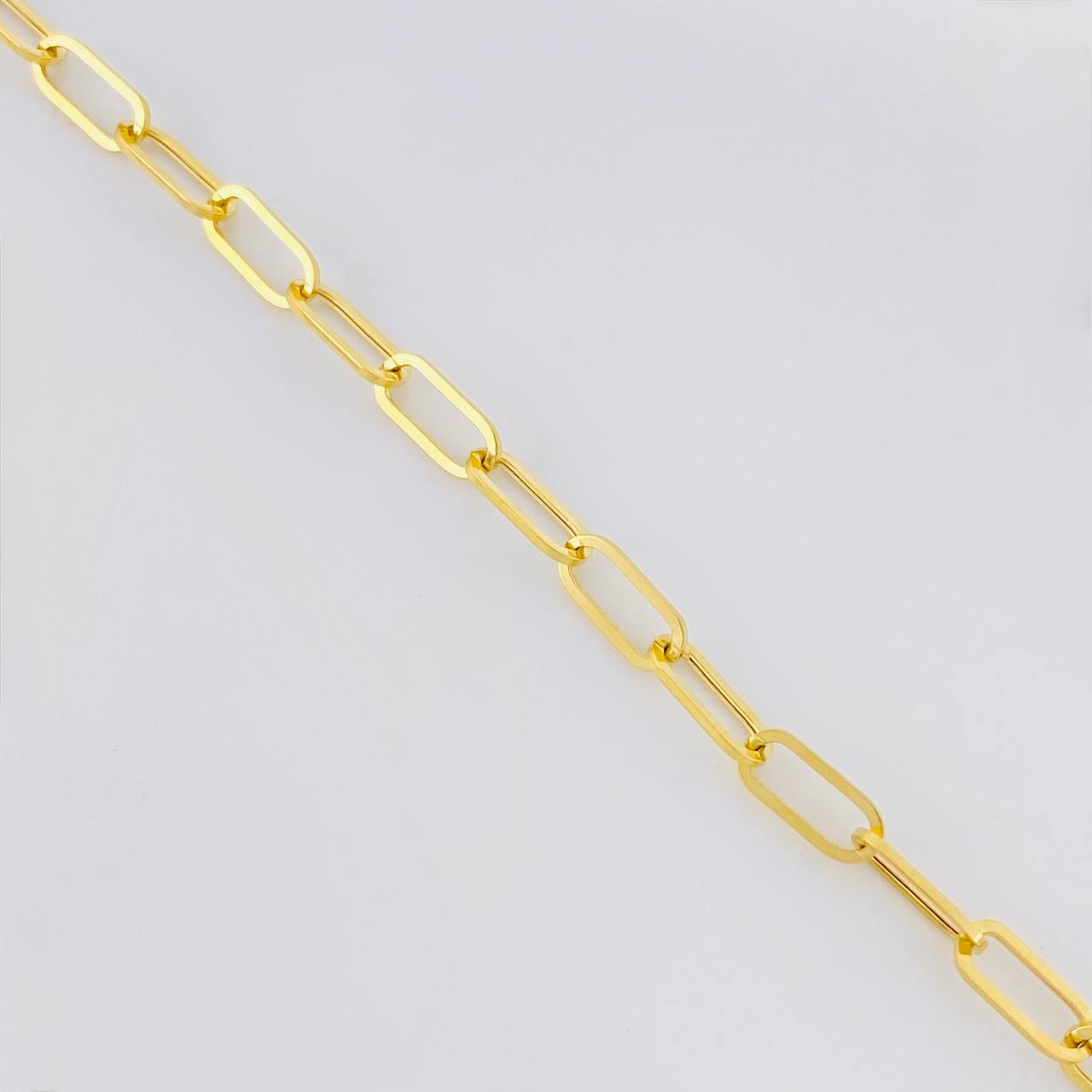 Cadena Cajón 4.25g / 18 in / 4mm Oro Amarillo 18K