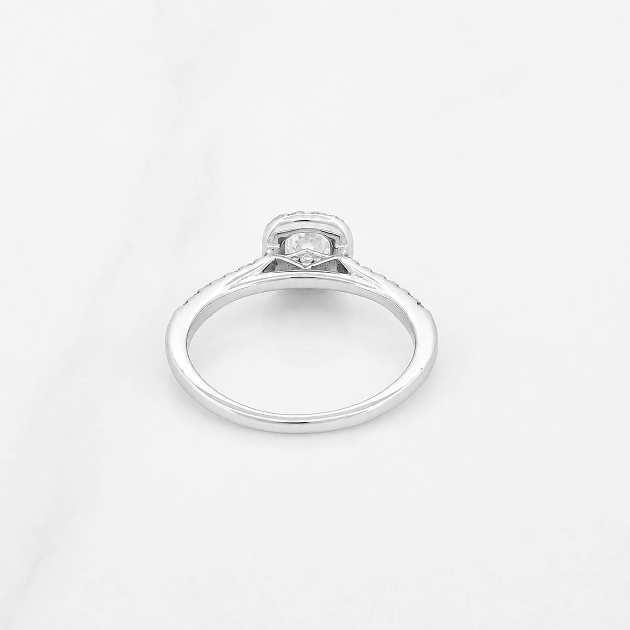 Anillo Halo Diamante 39pts 2.06g / T5 Oro Blanco 14K