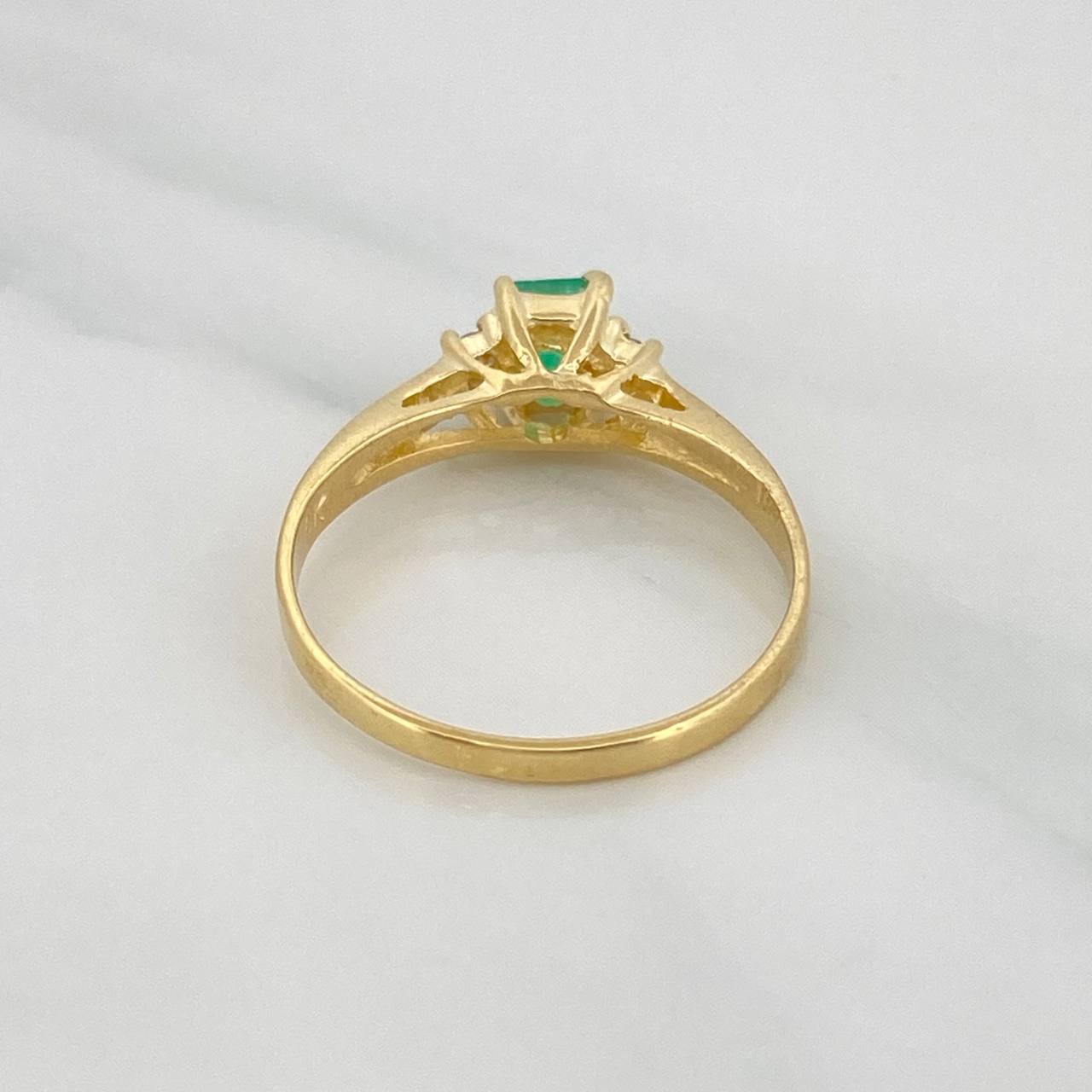 Emerald Square Ring 33pts 2.85g / T8 Yellow Gold 18K