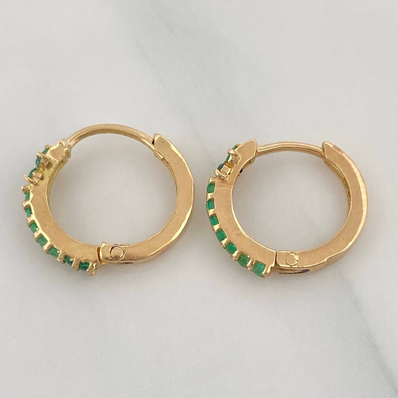 Hoop Earrings Flower Emeralds 24pts Diamond 2pts 2.25g / 1/2 in 18K Yellow Gold