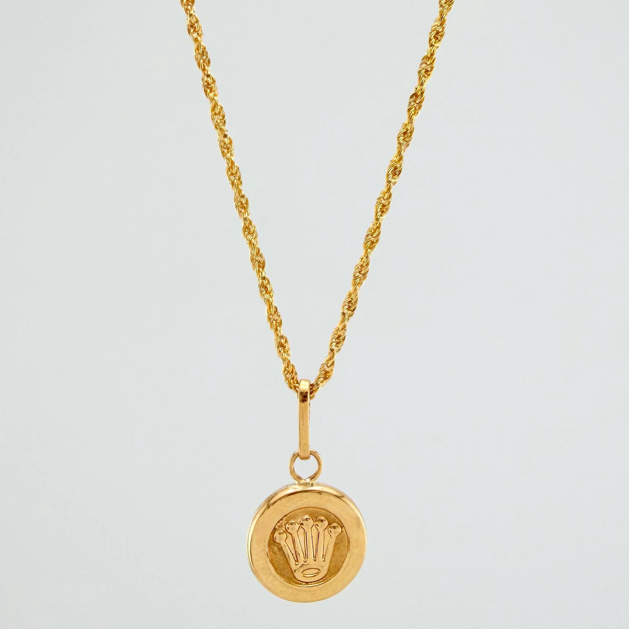 Rope Chain Set + Crown Pendant / 1.8gr / 23 1/2 in 18K Yellow Gold
