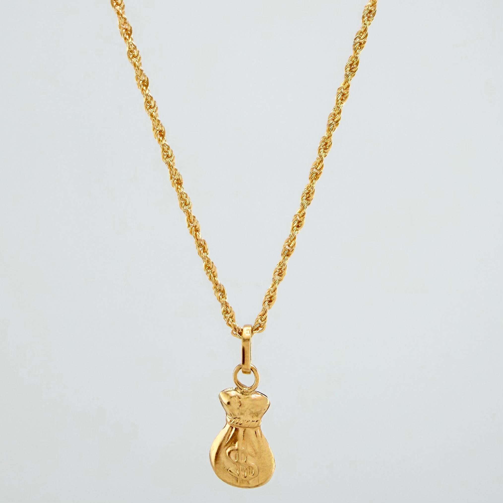 Rope Chain Set + Money Bag Pendant / 1.6gr / 23 1/2 in 18K Yellow Gold