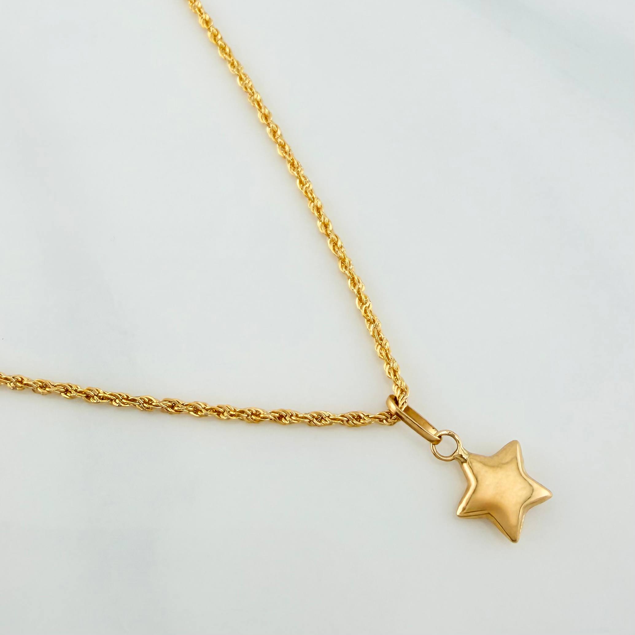 Set Rope Chain + Star Pendant / 1.3gr / 19 3/4 in 18K Yellow Gold