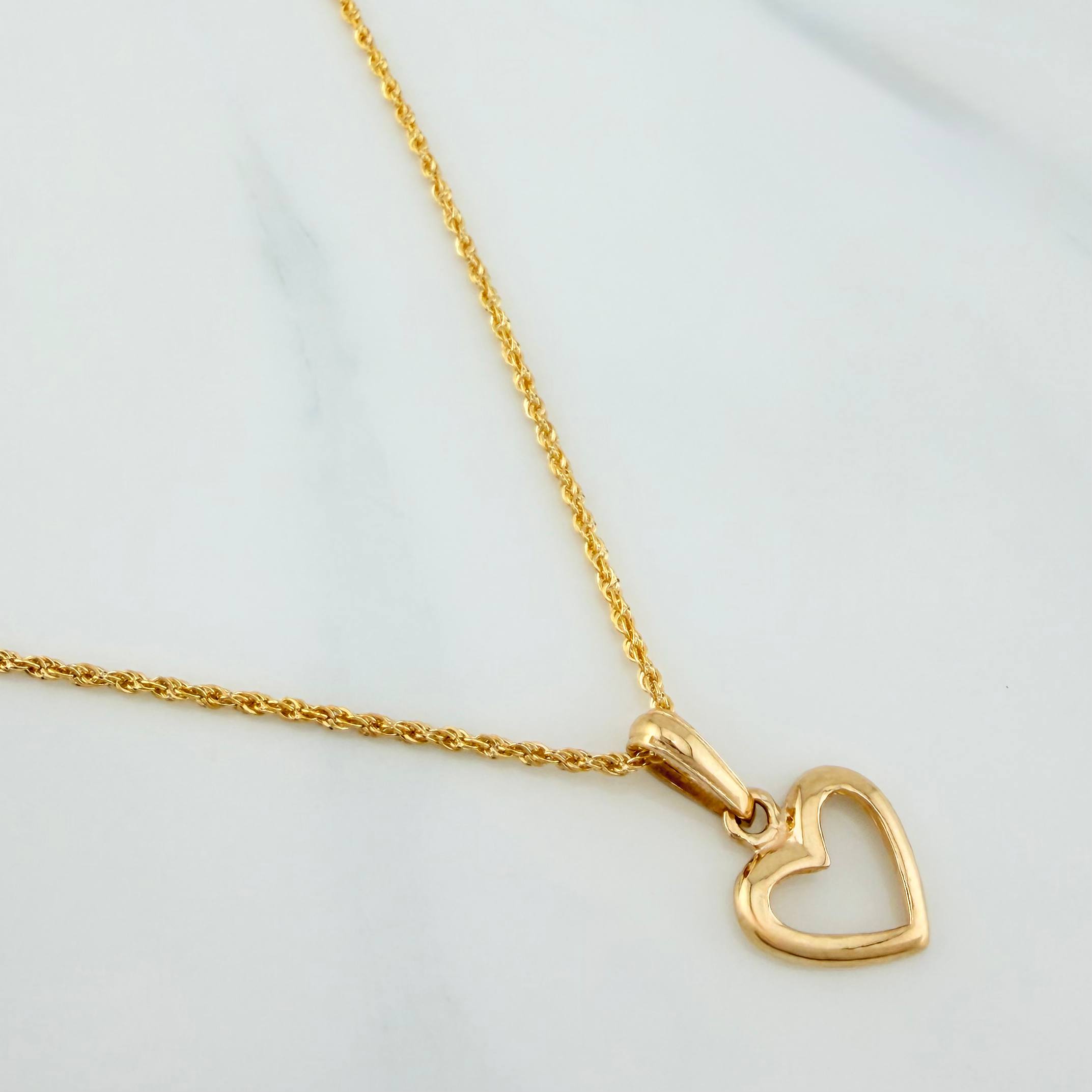 Set Rope Chain + Pendant Heart Silhouette / 1.75gr / 19 1/2 in 18K Yellow Gold