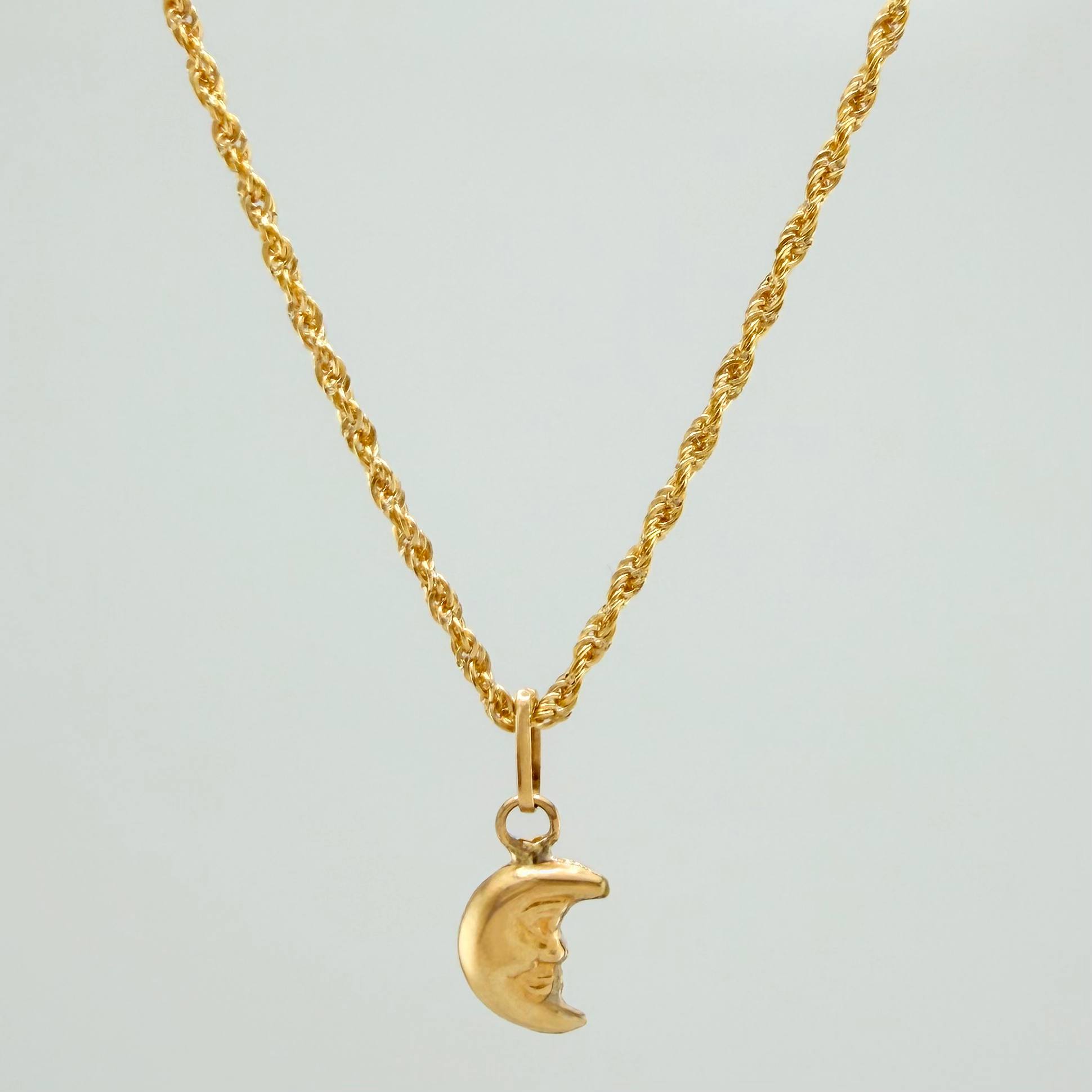 Set Rope Chain + Pendant Half Moon / 1.35gr / 19 3/4 in 18K Yellow Gold